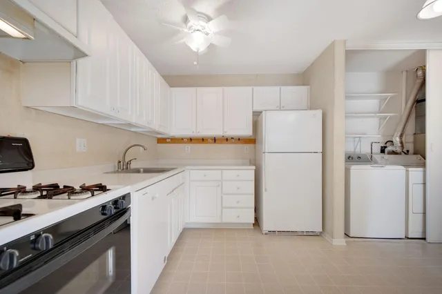 $299,900 | 1224 Black Oaks Lane North, Plymouth, MN 55447