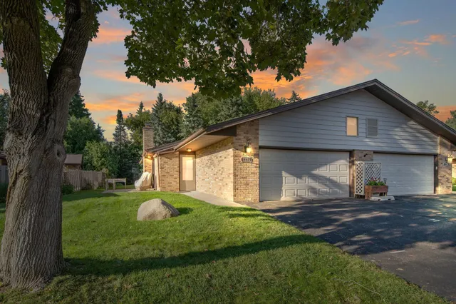 $299,900 | 1224 Black Oaks Lane North, Plymouth, MN 55447