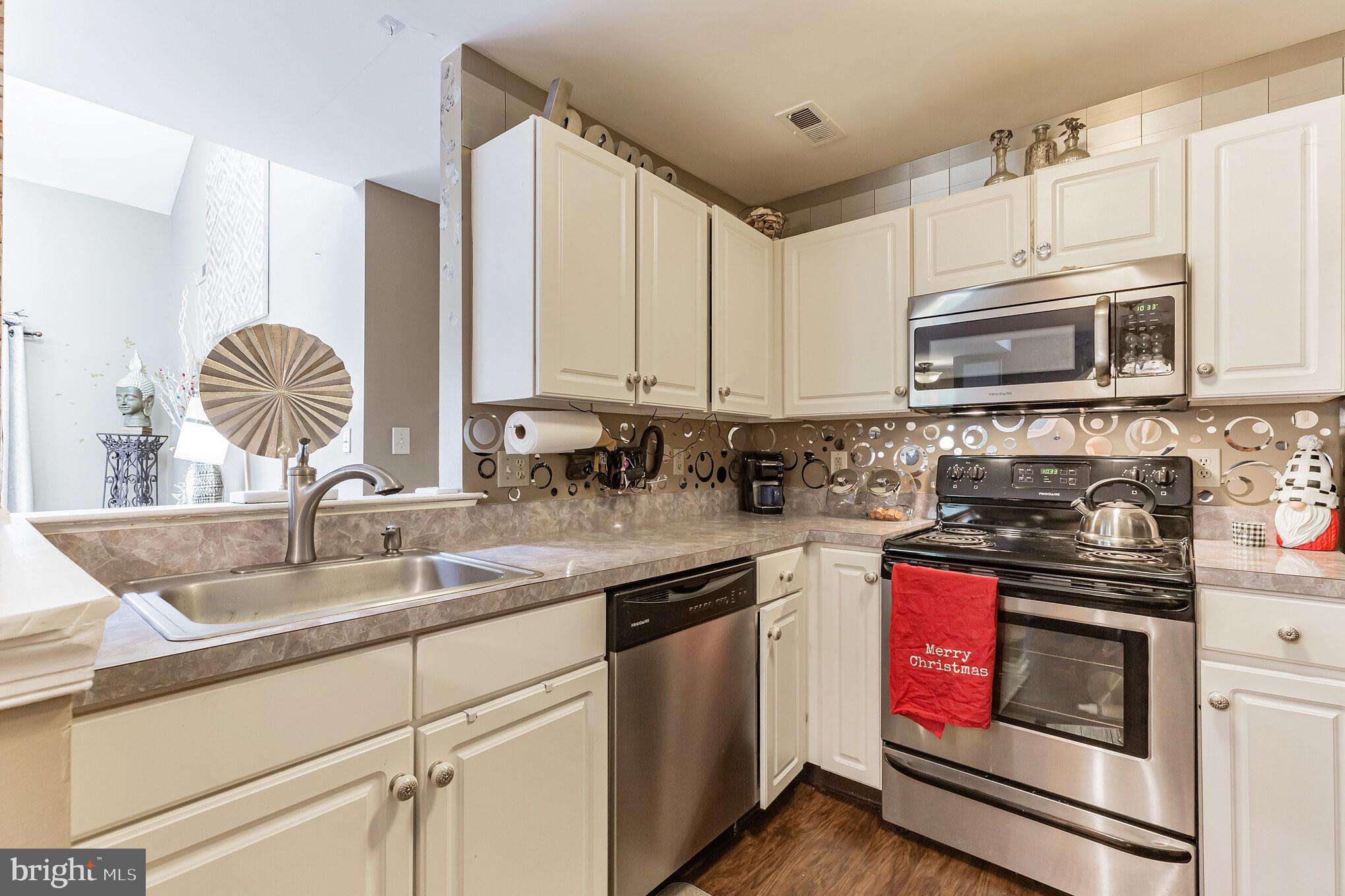 1304 Squirrel Road Marlton, NJ 08053 - Photo 9 of 26