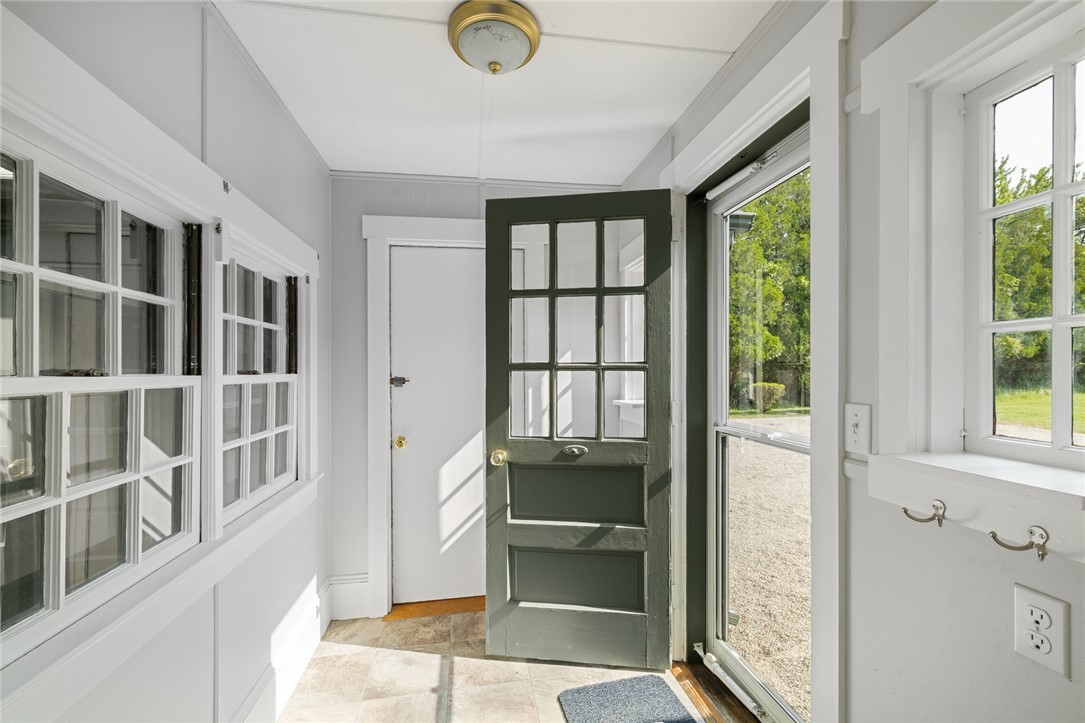 485 Long Highway Little Compton, RI 02837 - Photo 32 of 34