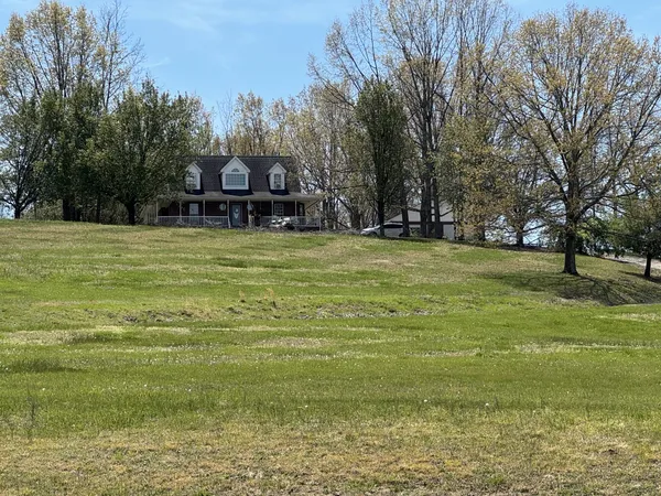3358 Highway 52, Bethpage, TN 37022