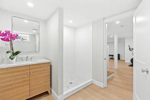 $4,150,000 | 39 Fairbanks Avenue, Wellesley, MA 02481