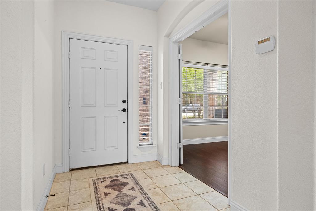 2322 Trace Ridge Drive Weatherford, TX 76087 - Photo 5 of 30