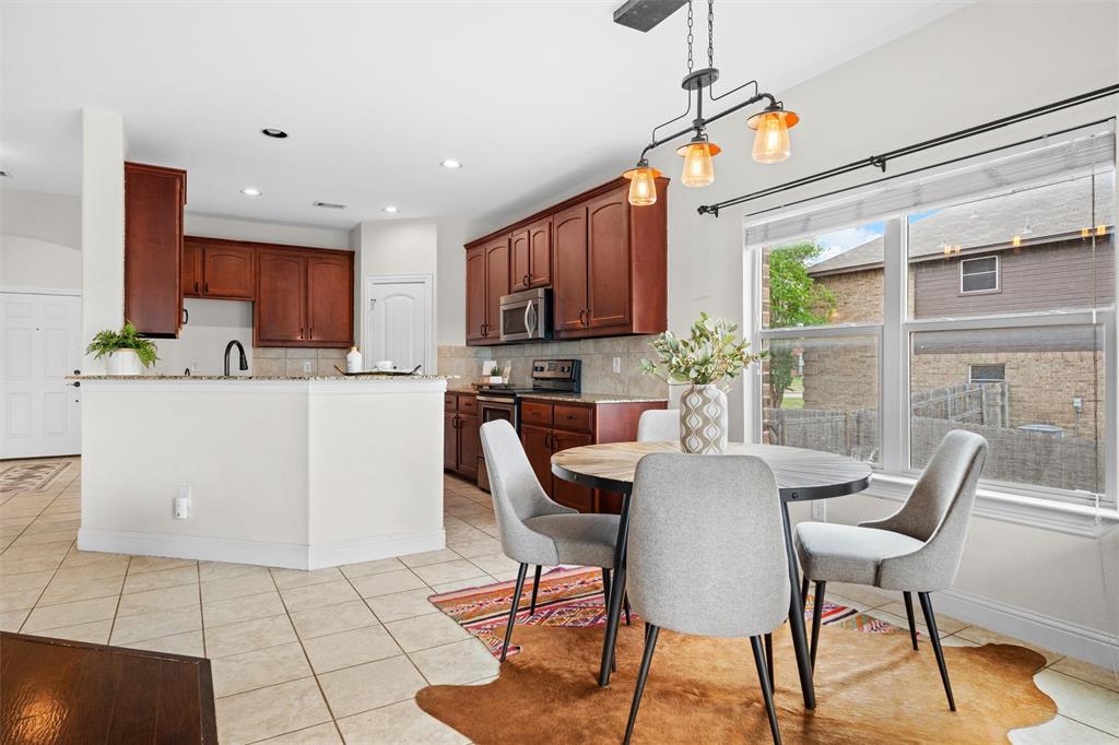 2322 Trace Ridge Drive Weatherford, TX 76087 - Photo 10 of 30