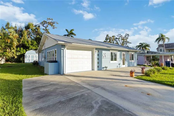 $439,500 | 4603 103rd Street West, Bradenton, FL 34210