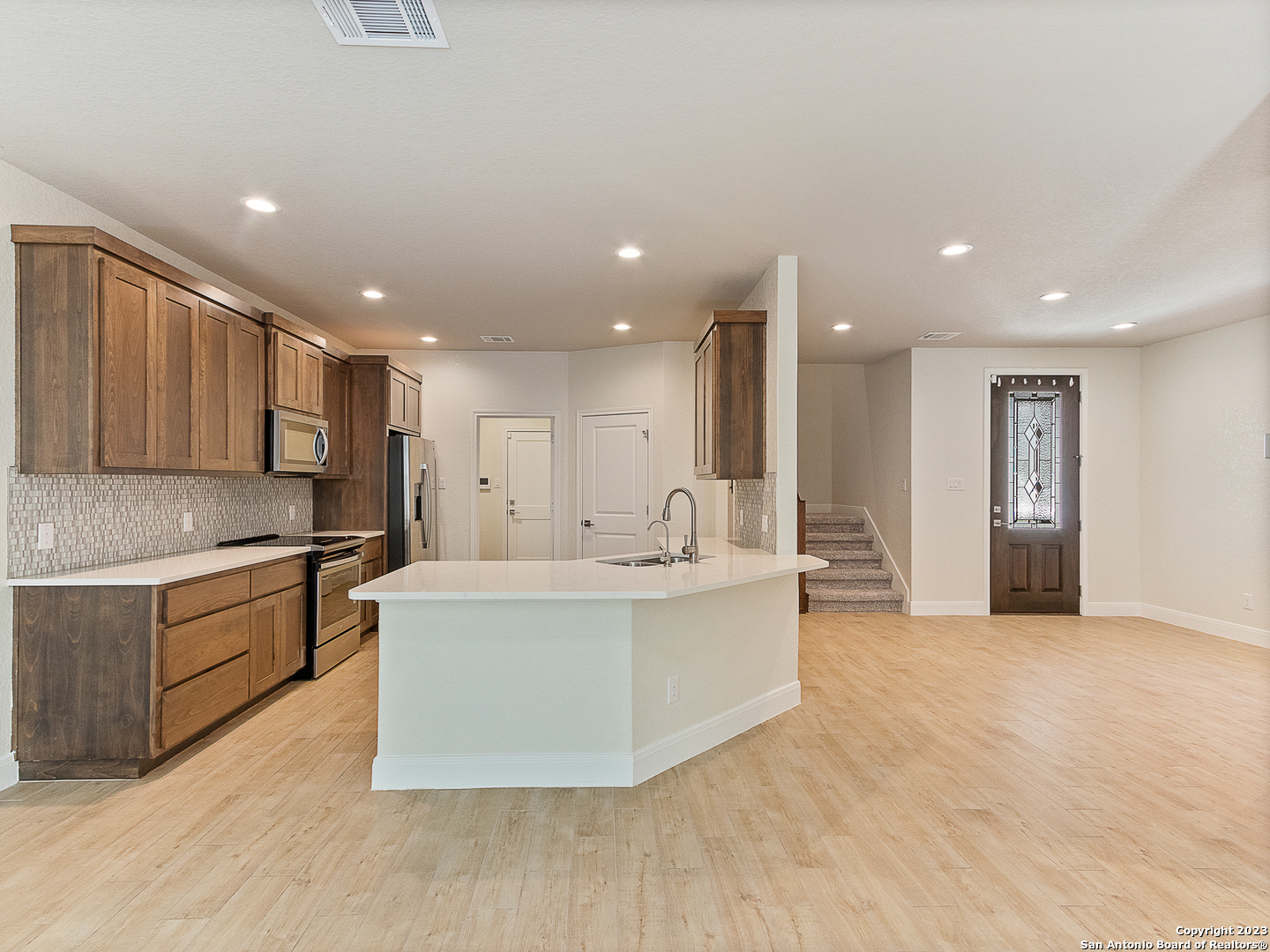 148 Magnolia Circle Boerne, TX 78006 - Photo 5 of 14