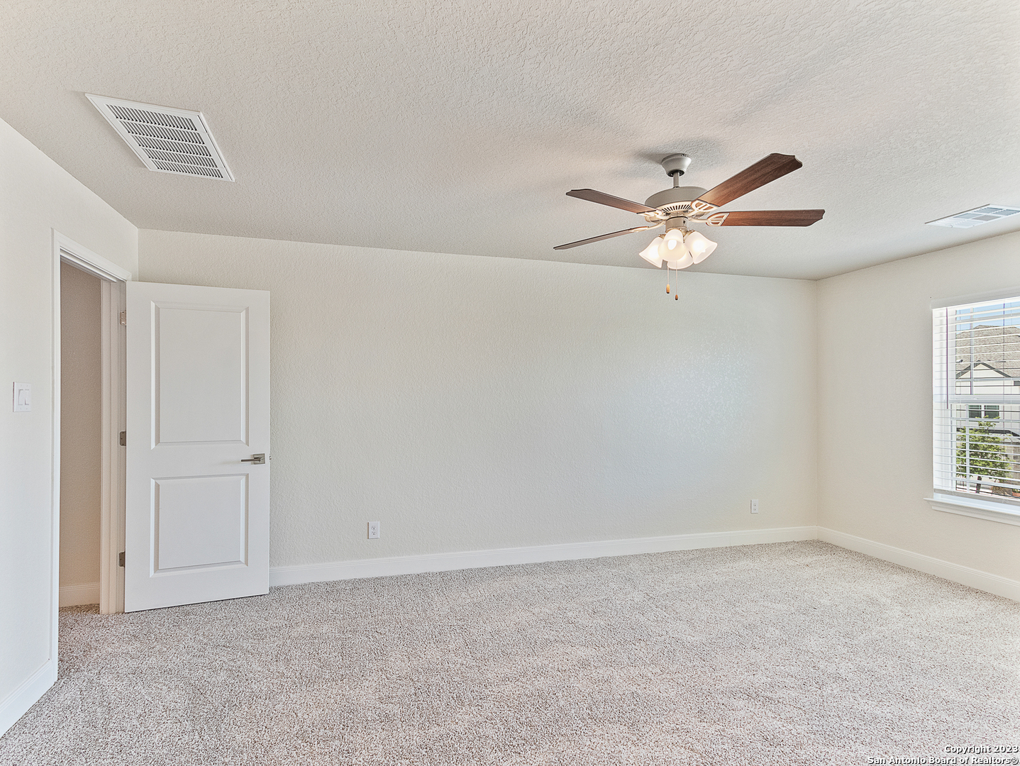 148 Magnolia Circle Boerne, TX 78006 - Photo 10 of 14