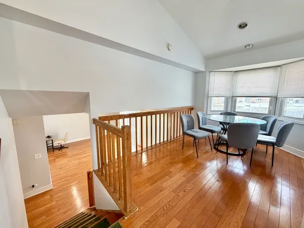 $3,900 | 213 Vintage Lane, Buffalo Grove, IL 60089