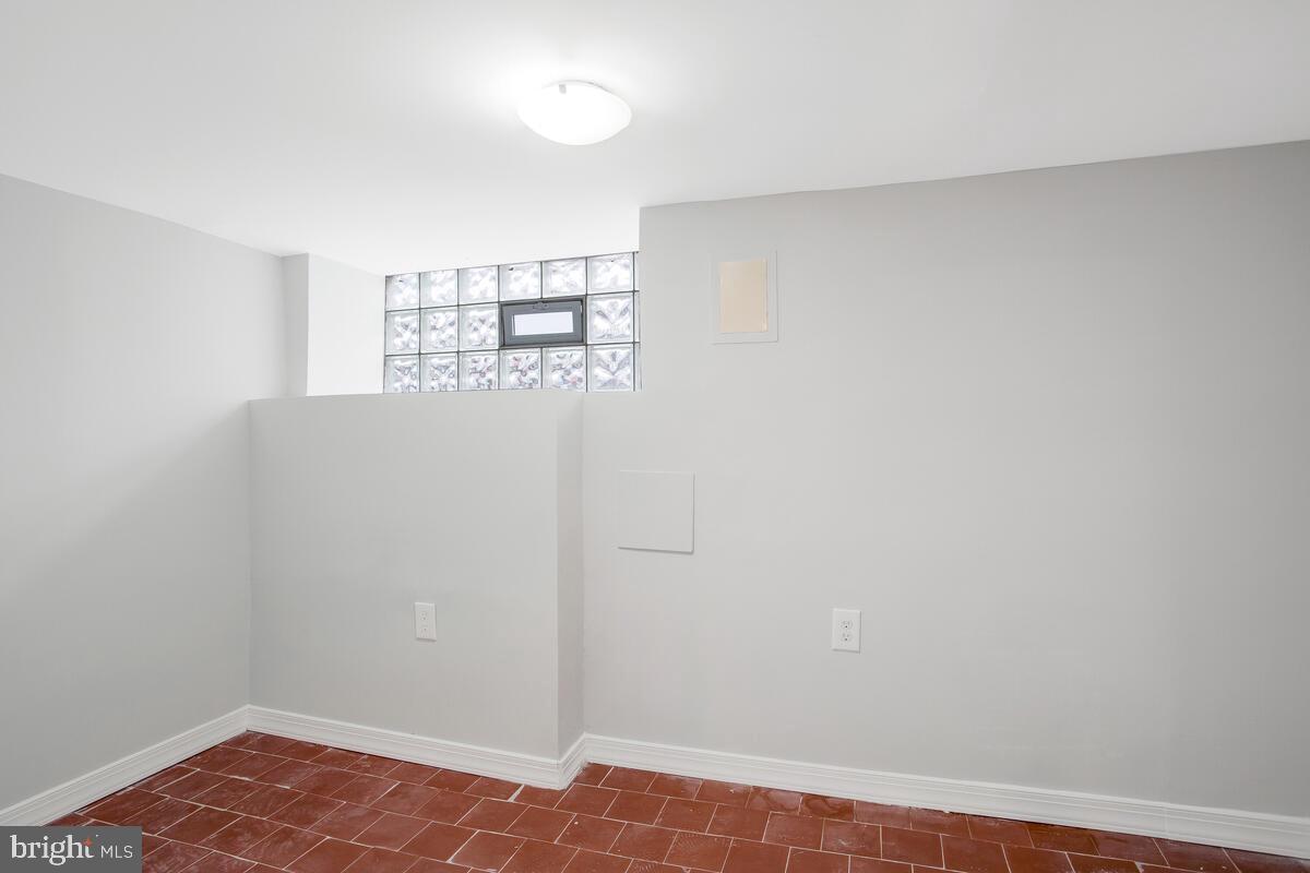 1632 Poplar Grove Street Baltimore, MD 21216 - Photo 22 of 29