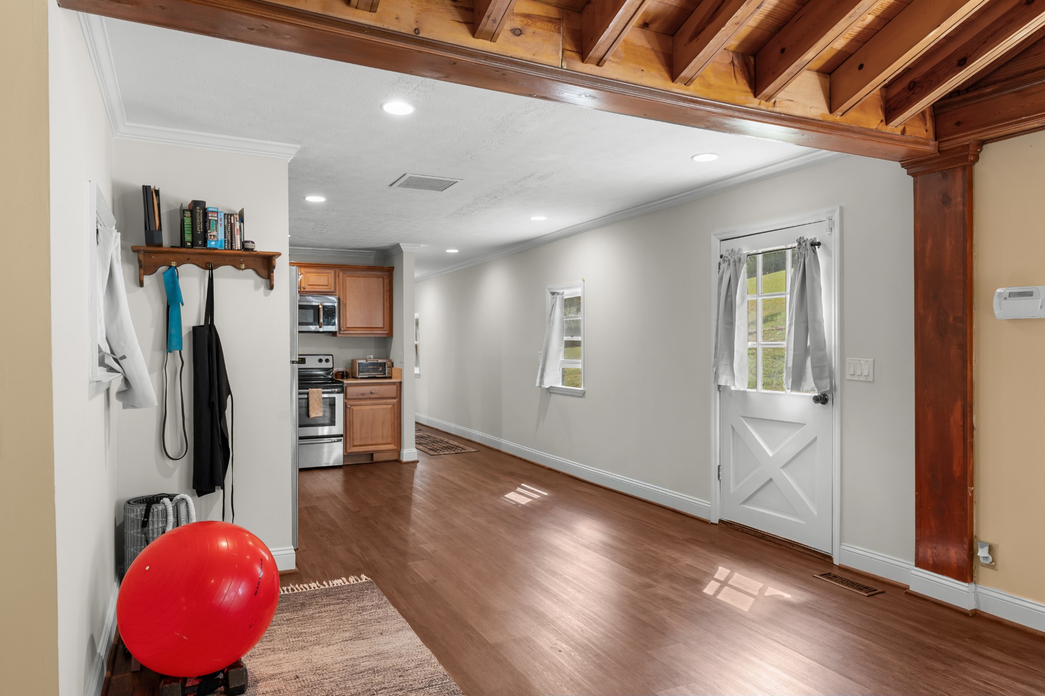 4833 Eatons Creek Road Nashville, TN 37218 - Photo 10 of 33 Gallery Image 10