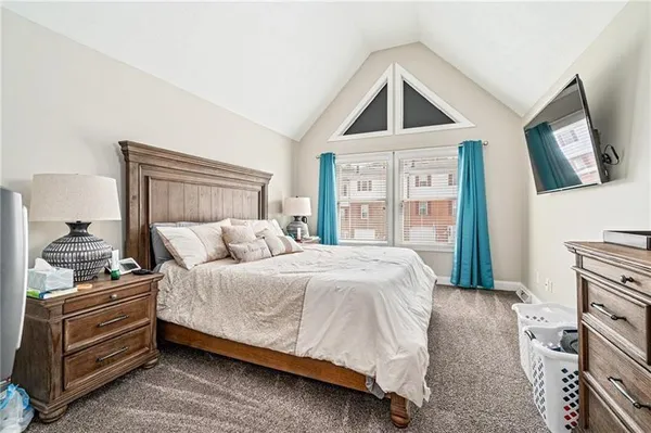 $3,200 | 143 Aberdeen Drive, Pittsburgh, PA 15237