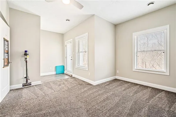 $3,200 | 143 Aberdeen Drive, Pittsburgh, PA 15237