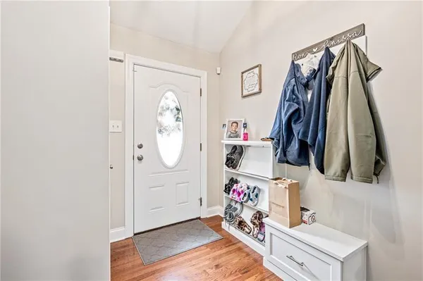 $3,200 | 143 Aberdeen Drive, Pittsburgh, PA 15237