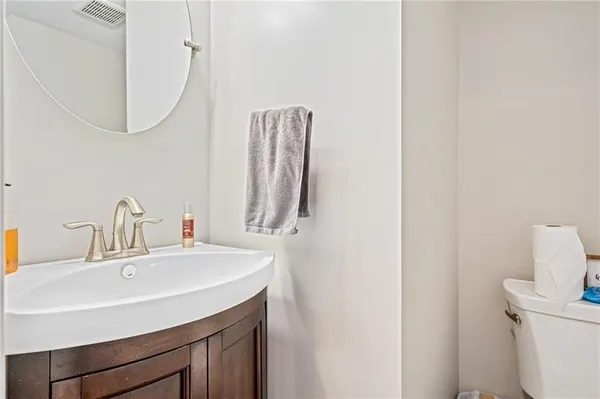 $3,200 | 143 Aberdeen Drive, Pittsburgh, PA 15237