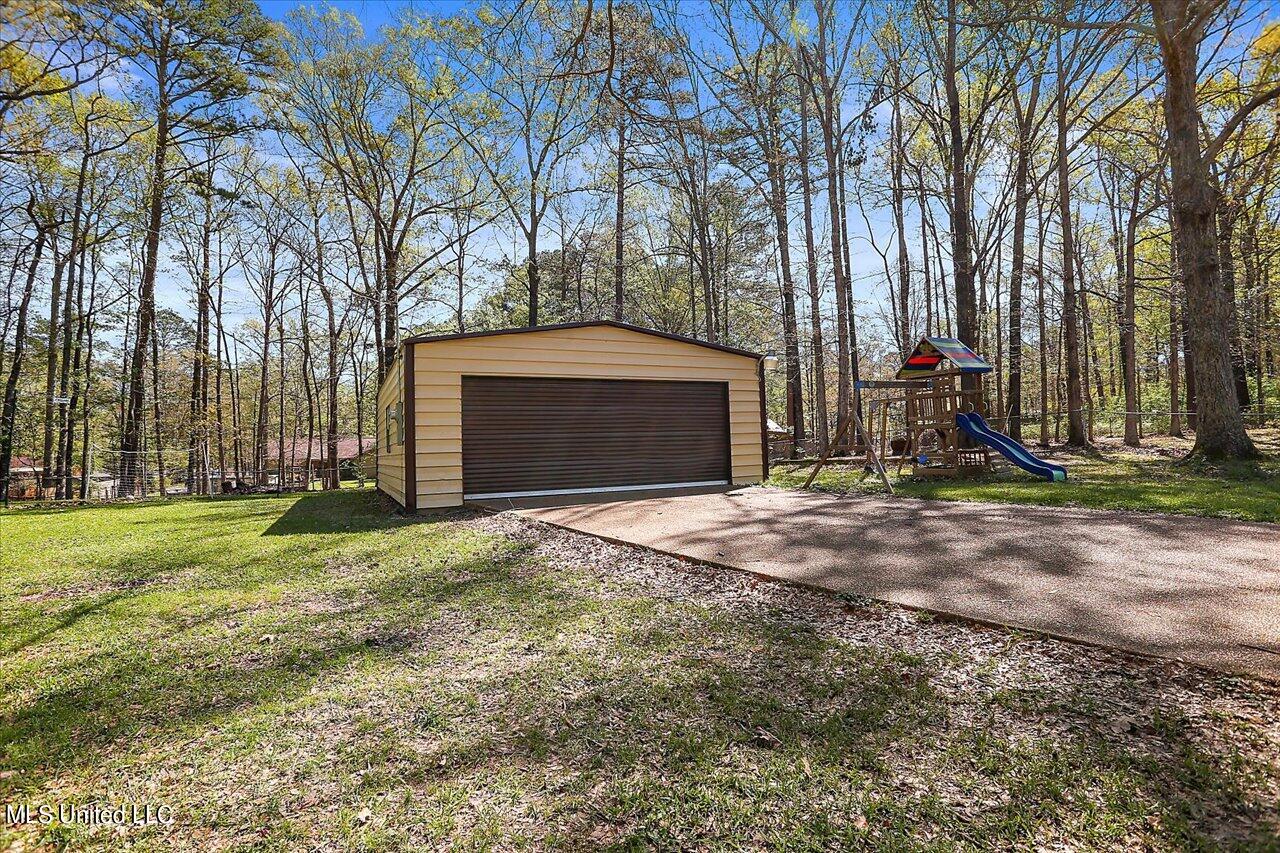 2240 Almar Road Florence, MS 39073 - Photo 6 of 35 05-2240 Almar Rd