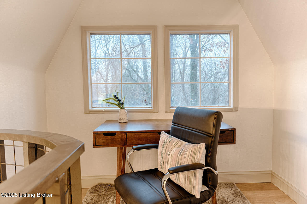 135 Redbud Road Jamestown, KY 42629 - Photo 15 of 35 Second Floor Nook