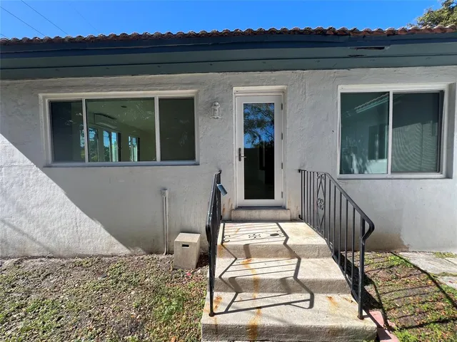 $2,750 | 2648 Cleveland Street, Unit 2, Hollywood, FL 33020