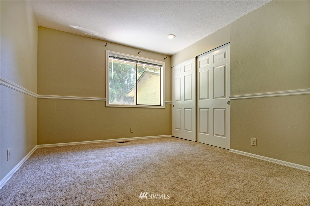 20809 29th Avenue Southeast Bothell, WA 98021 - Photo 12 of 21