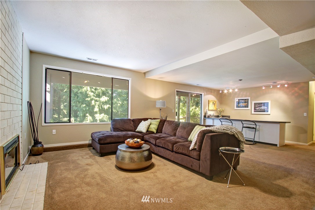20809 29th Avenue Southeast Bothell, WA 98021 - Photo 14 of 21