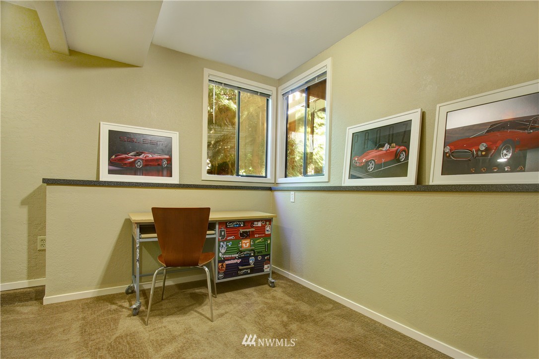 20809 29th Avenue Southeast Bothell, WA 98021 - Photo 16 of 21