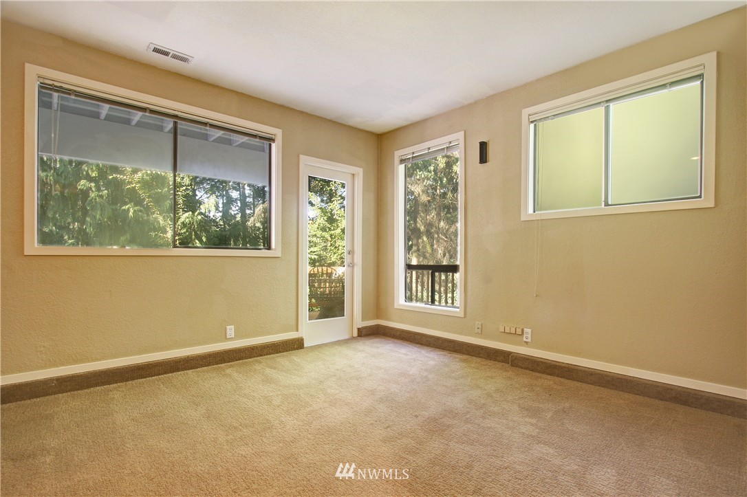 20809 29th Avenue Southeast Bothell, WA 98021 - Photo 17 of 21