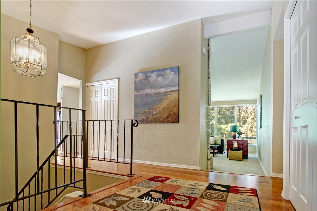20809 29th Avenue Southeast Bothell, WA 98021 - Photo 5 of 21