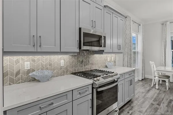 $656,999 | 9959 Southwest Cloister Dr Port Street, Port St. Lucie, FL 34987