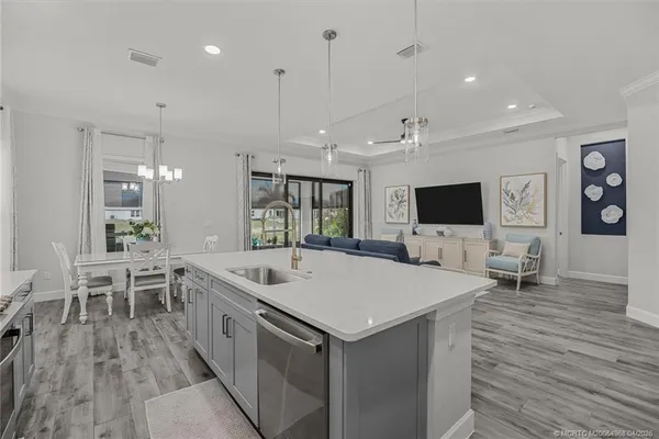 $656,999 | 9959 Southwest Cloister Dr Port Street, Port St. Lucie, FL 34987