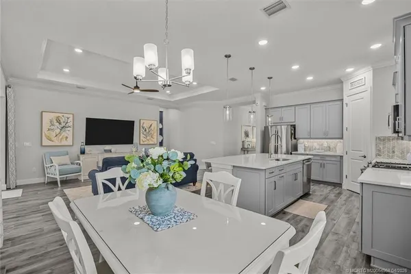 $656,999 | 9959 Southwest Cloister Dr Port Street, Port St. Lucie, FL 34987