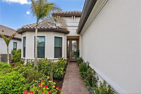 $656,999 | 9959 Southwest Cloister Dr Port Street, Port St. Lucie, FL 34987