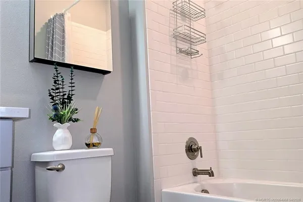 $656,999 | 9959 Southwest Cloister Dr Port Street, Port St. Lucie, FL 34987