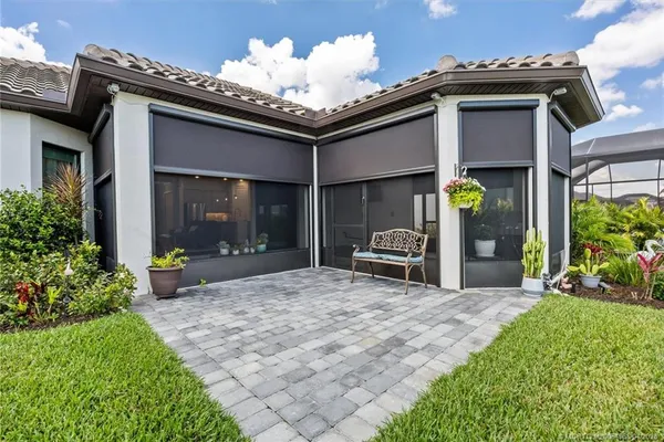 $656,999 | 9959 Southwest Cloister Dr Port Street, Port St. Lucie, FL 34987