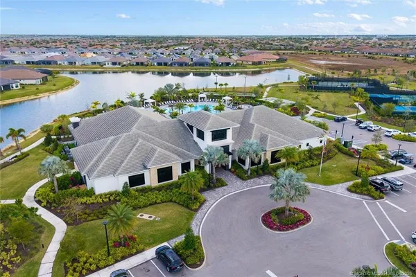 $656,999 | 9959 Southwest Cloister Dr Port Street, Port St. Lucie, FL 34987
