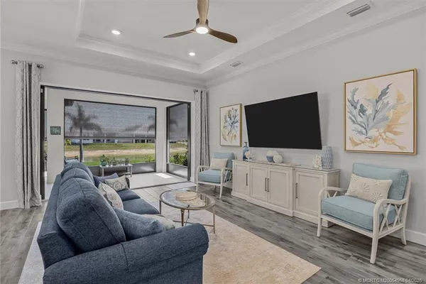 $656,999 | 9959 Southwest Cloister Dr Port Street, Port St. Lucie, FL 34987