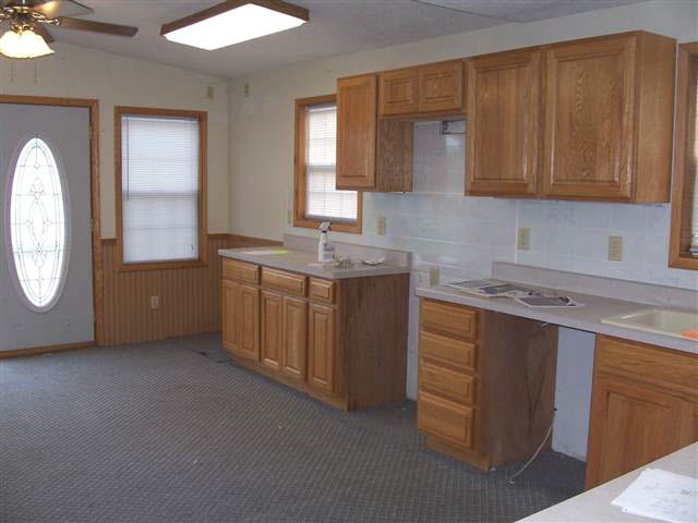 8001 East Piccadilly Road Muncie, IN 47302 - Photo 3 of 9 Gallery Image 3