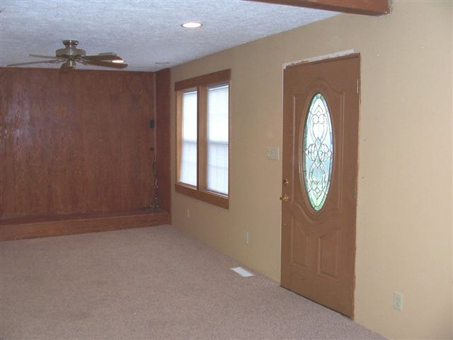 8001 East Piccadilly Road Muncie, IN 47302 - Photo 5 of 9 Gallery Image 5