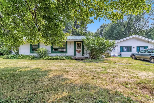 $199,900 | 7113 State Road, Colden, NY 14170