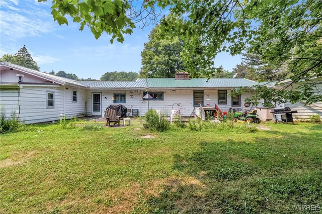 $199,900 | 7113 State Road, Colden, NY 14170