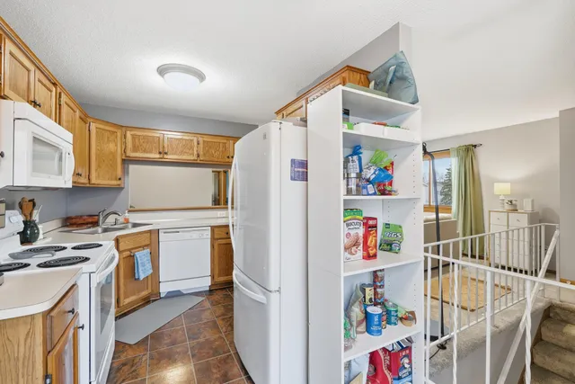 $199,900 | 4289 Centerville Road, Vadnais Heights, MN 55127