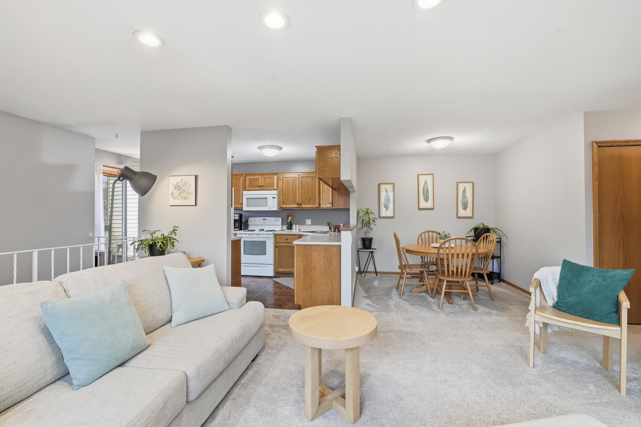 4289 Centerville Road Vadnais Heights, MN 55127 - Photo 6 of 26