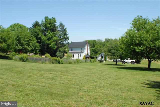 1668 Richmond Road Red Lion, PA 17356 - Photo 7 of 20 Gallery Image 7