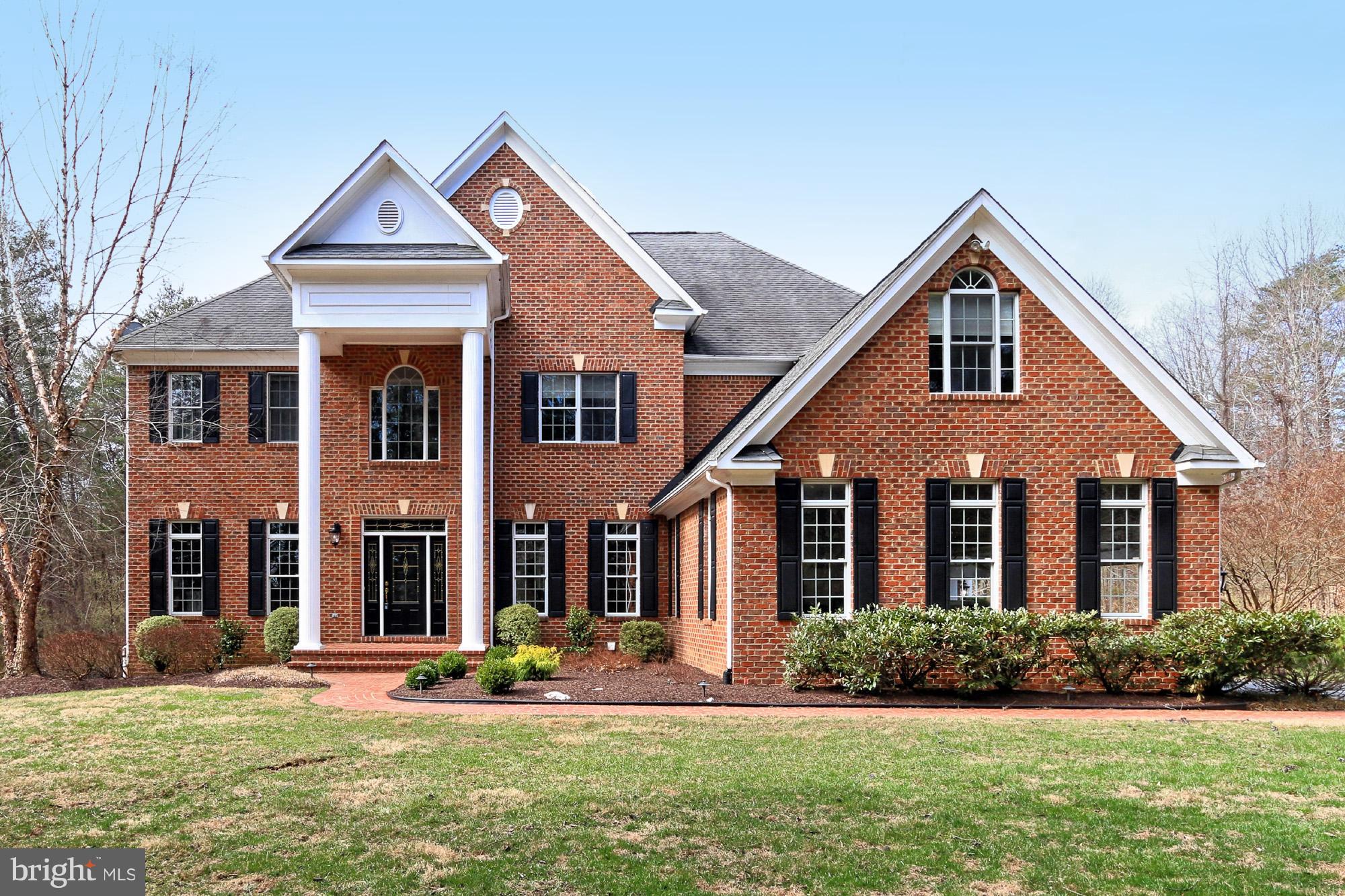 6032 Colchester Road Fairfax, VA 22030 - Photo 1 of 29 Stately 3 side brick Custom Estate