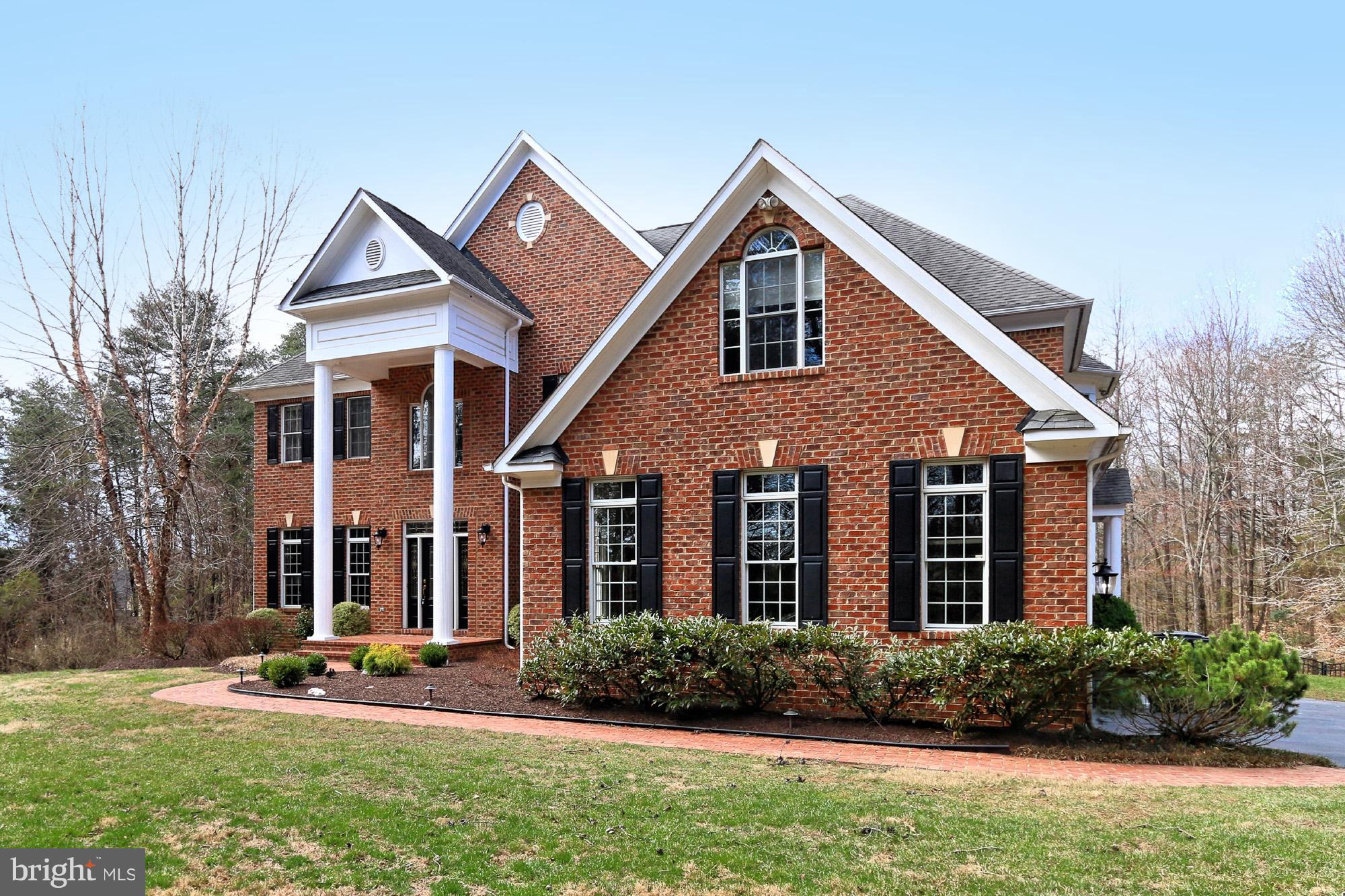6032 Colchester Road Fairfax, VA 22030 - Photo 2 of 29 Stately Home on 5 acres w 3 car side load garage