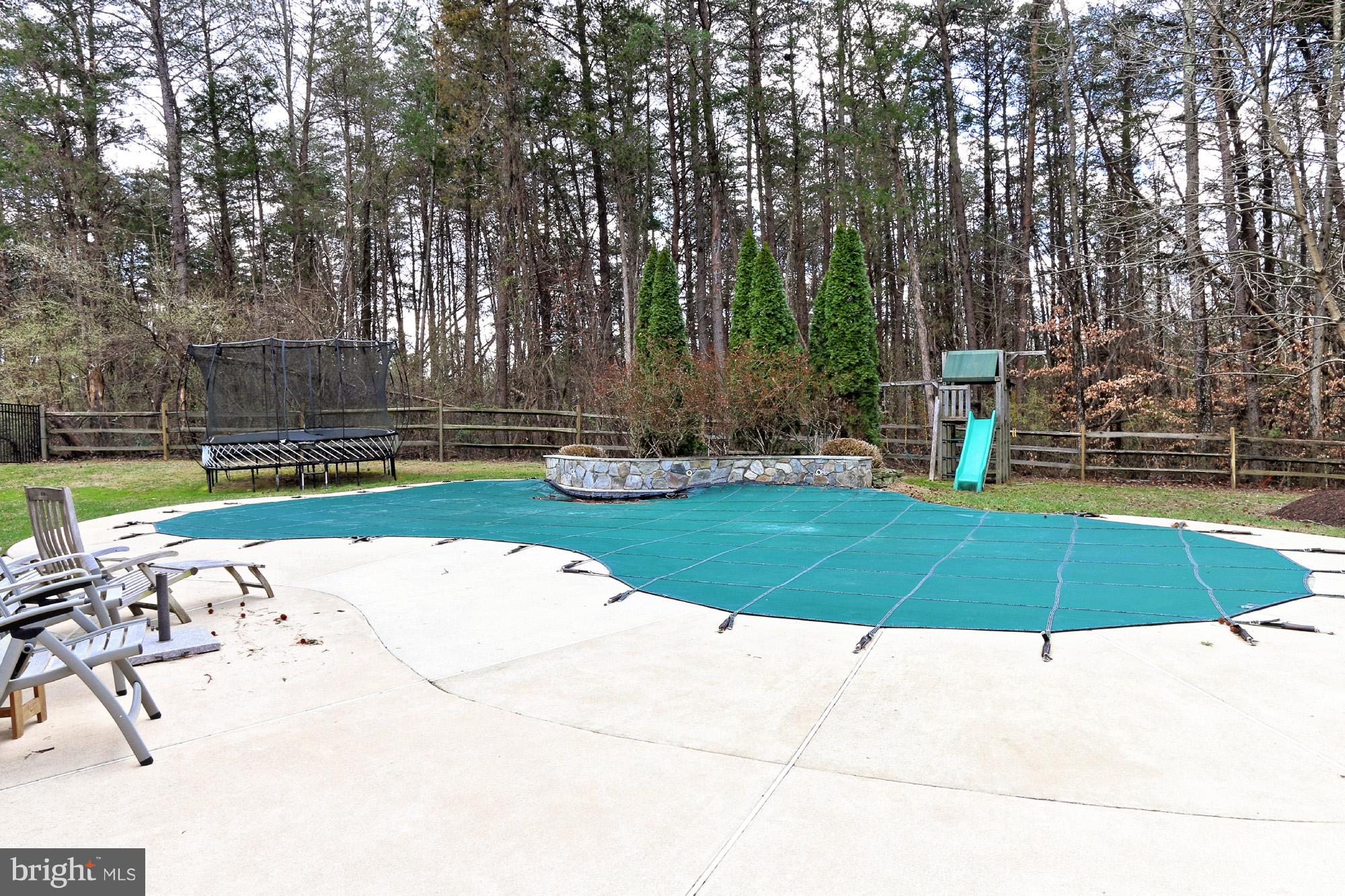 6032 Colchester Road Fairfax, VA 22030 - Photo 29 of 29 Wow!