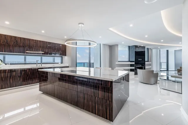 $5,000,000 | 18555 Collins Avenue, Unit 2805, Sunny Isles Beach, FL 33160