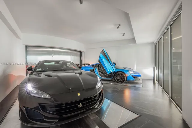 $5,000,000 | 18555 Collins Avenue, Unit 2805, Sunny Isles Beach, FL 33160