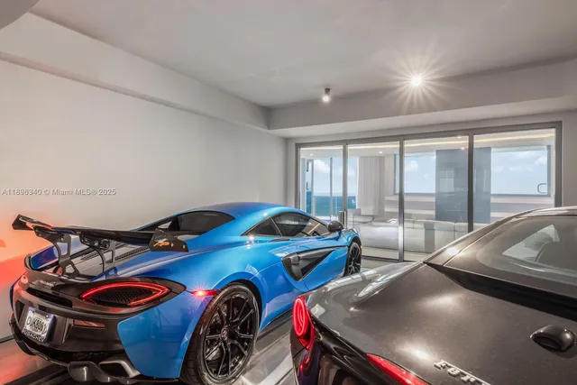 $5,000,000 | 18555 Collins Avenue, Unit 2805, Sunny Isles Beach, FL 33160