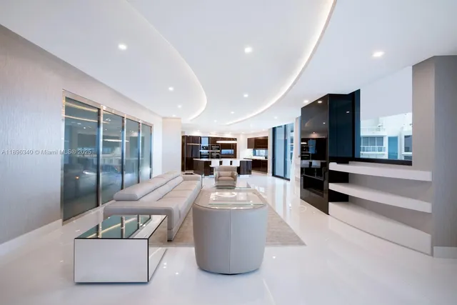 $5,000,000 | 18555 Collins Avenue, Unit 2805, Sunny Isles Beach, FL 33160