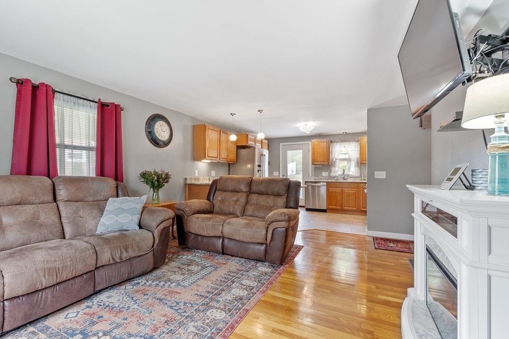 2608 Providence Road Northbridge, MA 01534 - Photo 12 of 42 Gallery Image 12