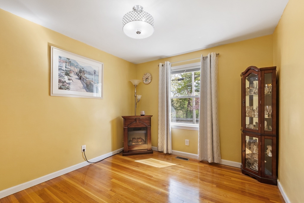 2608 Providence Road Northbridge, MA 01534 - Photo 23 of 42 Gallery Image 23